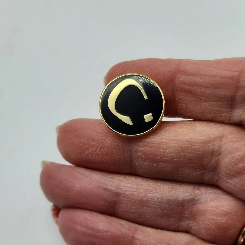 Vintage Lapel Pin Black Gold Tone